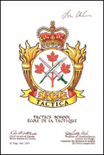 Approbation de l'insigne de l'École de la tactique